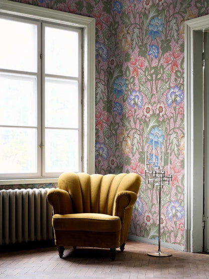 Decorative mural wallcovering in a refined Sarasota-style interior